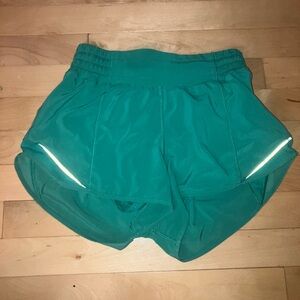 Lululemon hotty hot shorts